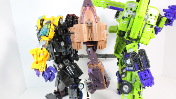 FansProject Warbotron WB01 A Air Burst Figure Video And Images Review By Shartimus Prime  (42 of 45)